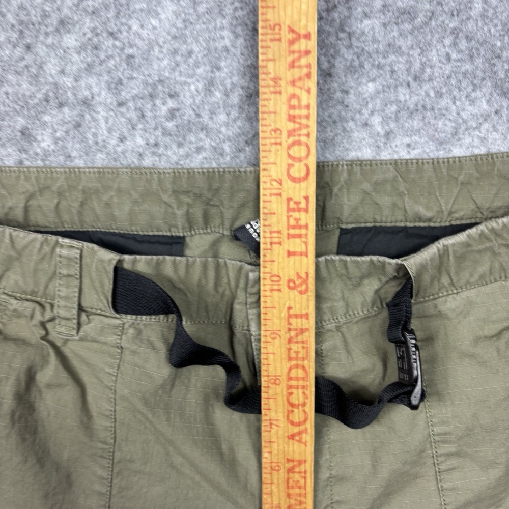Mountain Hardwear Belted Convertible Cargo Pants Mens 36x30 Green - Picture 6 of 9